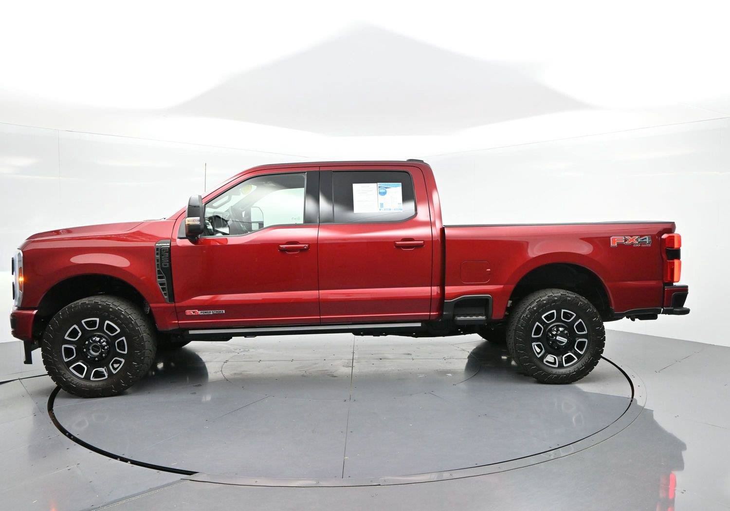 Used 2026 Ford F350 Platinum w/ FX4 Off-Road Package AWD/4WD image 4