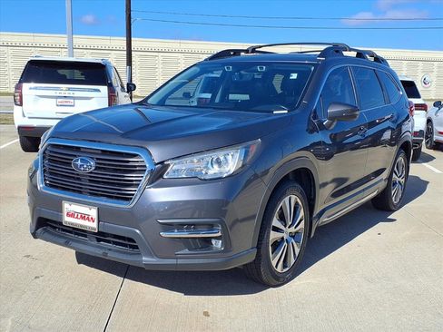 Used 2022 Subaru Ascent Limited w/ Technology Package image 4