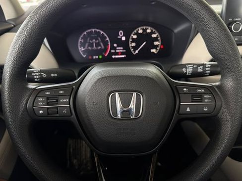 Certified 2024 Honda HR-V LX image 28