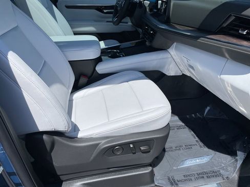 New 2026 Chevrolet Tahoe Premier w/ Sun And Tow Package AWD/4WD image 29
