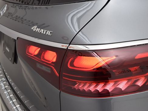 New 2026 Mercedes-Benz GLS 450 4MATIC image 14