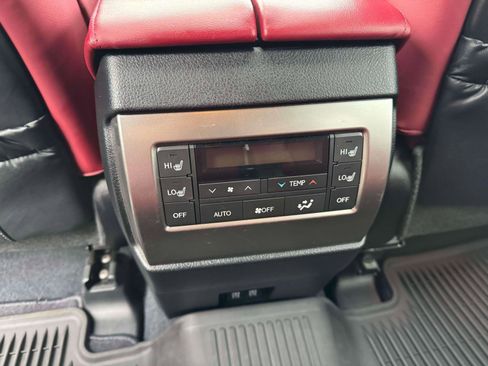 Used 2023 Lexus GX 460 Premium w/ Premium Plus Package AWD/4WD image 13
