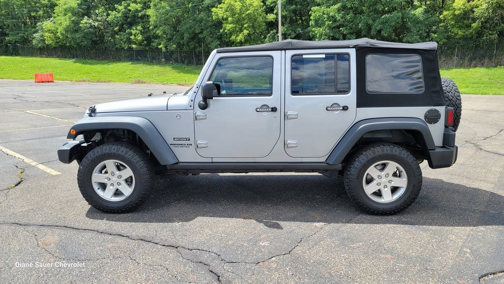 Used 2016 Jeep Wrangler Unlimited Sport w/ Quick Order Package 24S AWD/4WD image 7