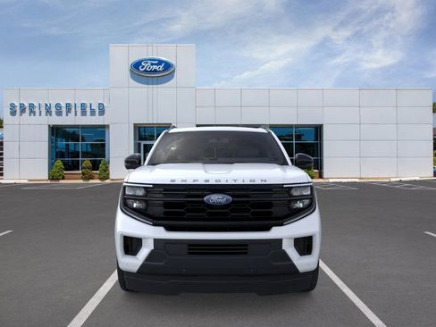 New 2025 Ford Expedition Active image 6