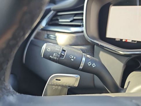 Used 2023 Jaguar F-PACE S image 30