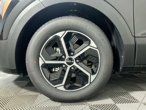 New 2026 Kia Niro EX w/ EX Premium Package FWD image 13