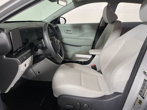 Certified 2024 Hyundai Kona SEL FWD image 12