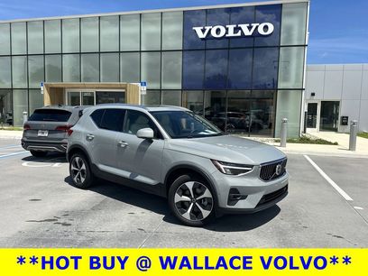 Used 2024 Volvo XC40 B5 Plus