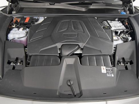 New 2026 Porsche Cayenne E-Hybrid image 40