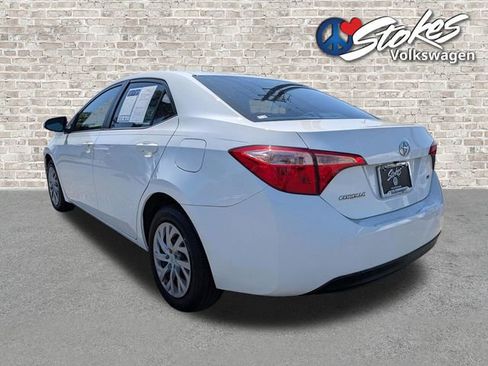 Used 2018 Toyota Corolla LE FWD image 6