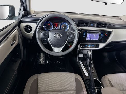Used 2019 Toyota Corolla LE FWD image 17
