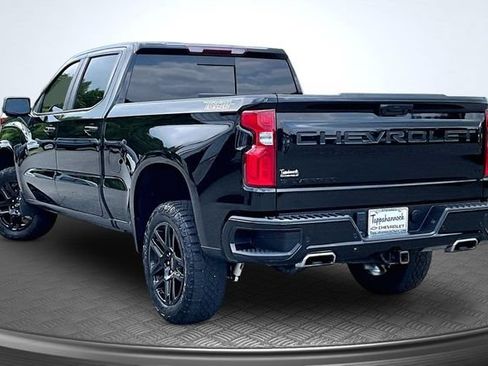 Used 2024 Chevrolet Silverado 1500 LT Trail Boss w/ LT Trail Boss Premium Package AWD/4WD image 4