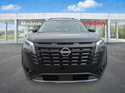 New 2026 Nissan Pathfinder SL FWD image 8