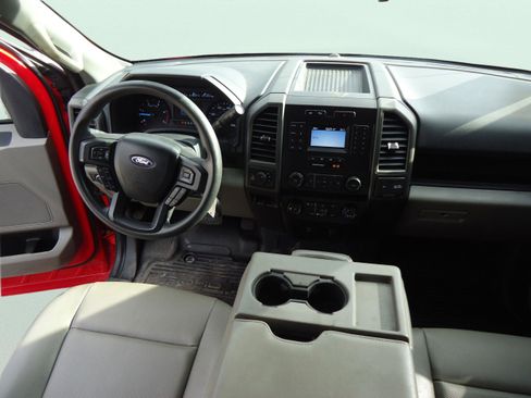 Used 2022 Ford F350 XL w/ Power Equipment Group image 14