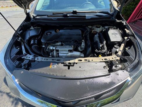 Used 2019 Chevrolet Cruze LT FWD image 31
