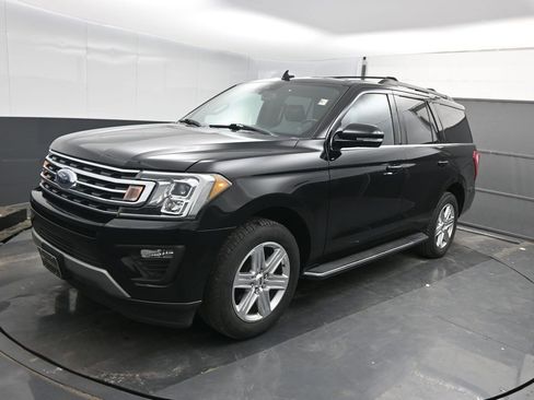 Used 2020 Ford Expedition XLT w/ Equipment Group 202A RWD image 21