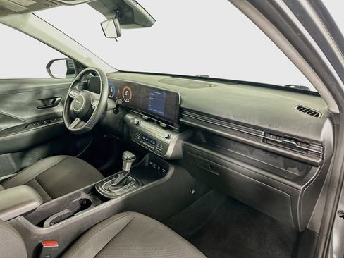 Used 2024 Hyundai Kona SEL AWD/4WD image 28