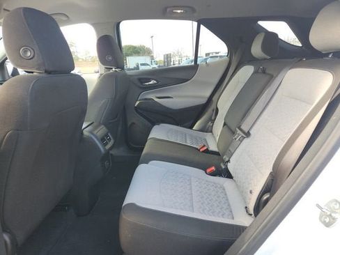 Used 2024 Chevrolet Equinox LT image 10