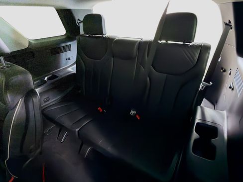 Used 2024 Hyundai Palisade SEL FWD image 29