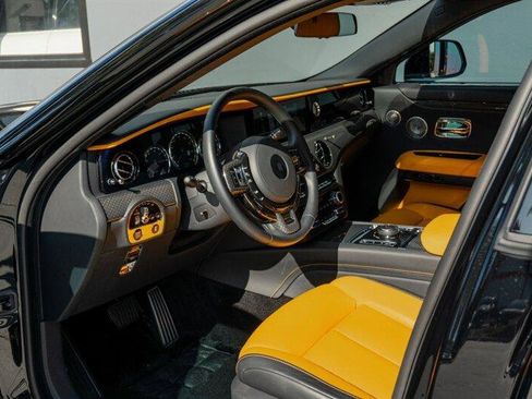 Used 2022 Rolls-Royce Ghost Black Badge image 10