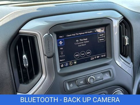 Certified 2022 Chevrolet Silverado 1500 Custom AWD/4WD image 3