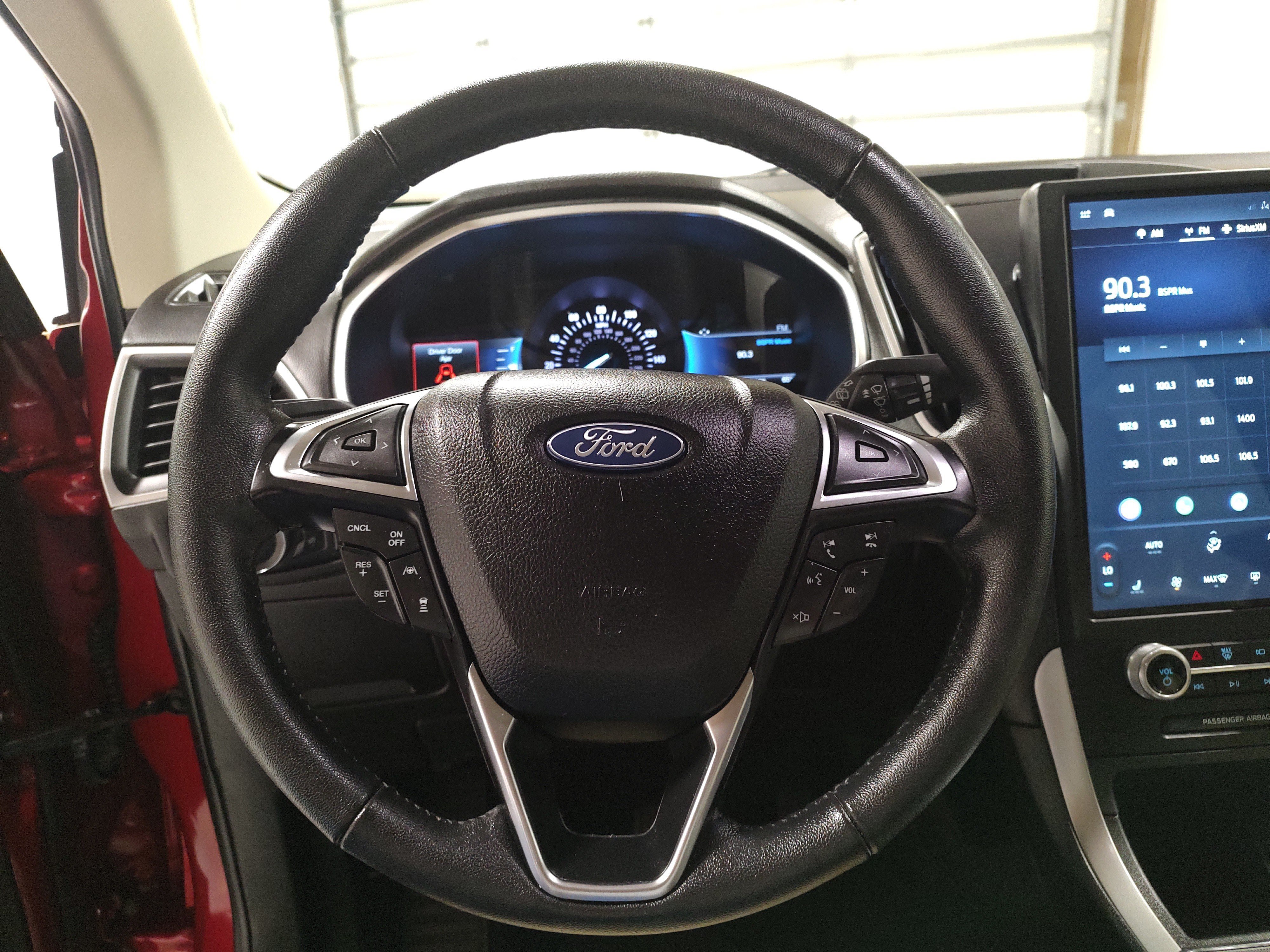 Used 2021 Ford Edge SEL w/ Convenience Package FWD image 5
