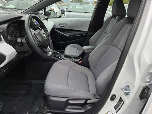 Certified 2025 Toyota Corolla SE image 16