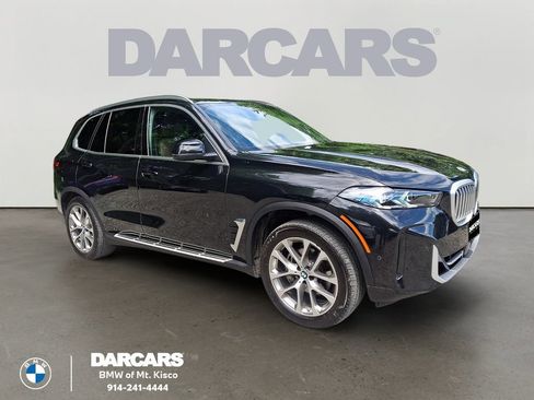 Certified 2025 BMW X5 xDrive40i w/ Climate Comfort Package AWD/4WD image 1