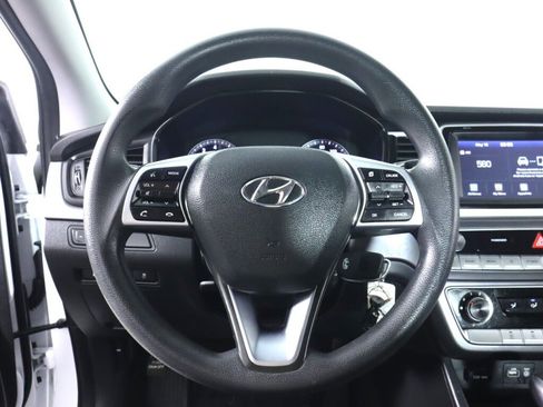 Used 2019 Hyundai Sonata SE FWD image 12
