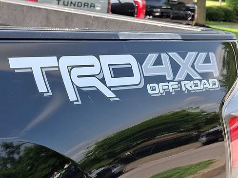 Certified 2022 Toyota Tacoma TRD Off-Road w/ Technology Package AWD/4WD image 30