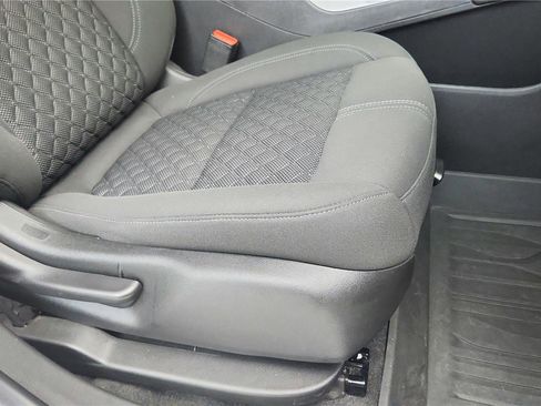 Used 2021 Chevrolet Blazer LT image 34