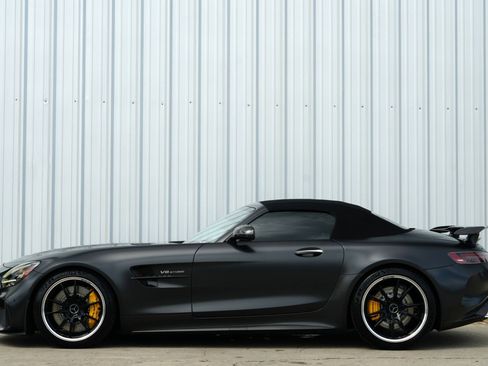 Used 2020 Mercedes-Benz AMG GT R image 9