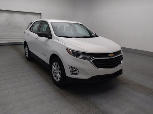 Used 2018 Chevrolet Equinox LS FWD image 13