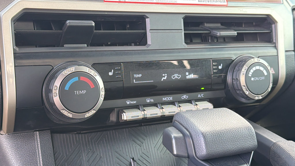 Certified 2025 Toyota Tacoma SR5 AWD/4WD image 14