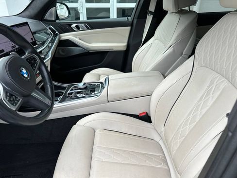 Used 2024 BMW X7 xDrive40i w/ Executive Package AWD/4WD image 13