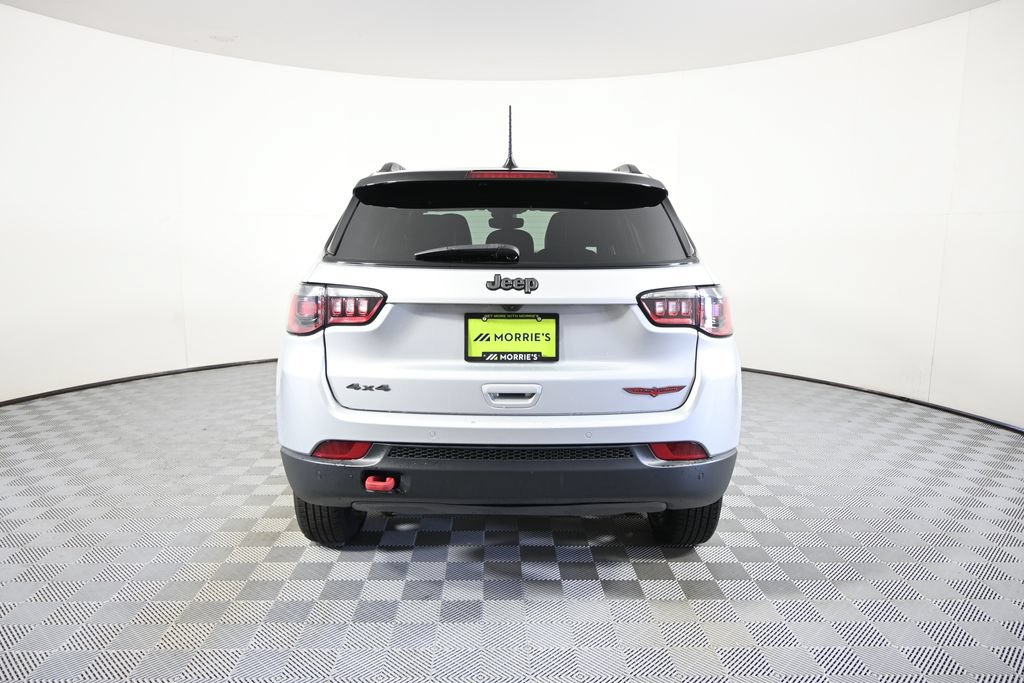 Used 2024 Jeep Compass Trailhawk AWD/4WD image 5