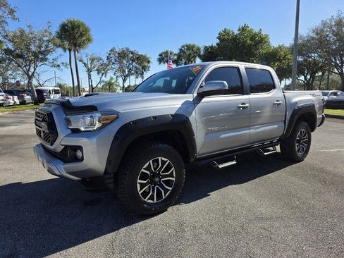 Used 2021 Toyota Tacoma TRD Sport image 1