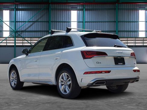 Used 2023 Audi Q5 2.0T Premium w/ Convenience Package AWD/4WD image 3