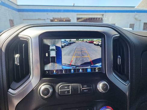Used 2021 GMC Sierra 2500 SLT w/ SLT Preferred Package AWD/4WD image 20