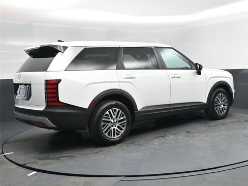 New 2026 Hyundai Palisade SE image 4