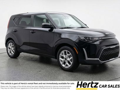 Used 2025 Kia Soul LX w/ LX Technology Package