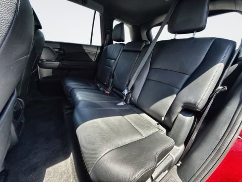 Used 2023 Honda Passport EX-L image 25