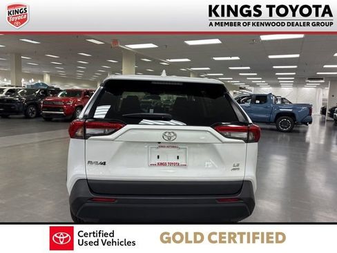 Certified 2024 Toyota RAV4 LE AWD/4WD image 7