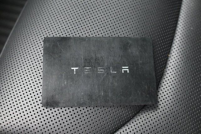 Used 2024 Tesla Model 3 Long Range AWD/4WD image 23
