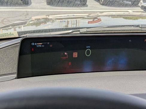 New 2026 Lincoln Navigator Reserve w/ Jet Appearance Package image 32