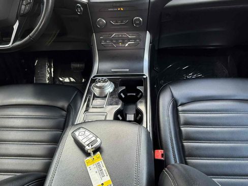 Used 2019 Ford Edge SEL w/ Equipment Group 201A image 73