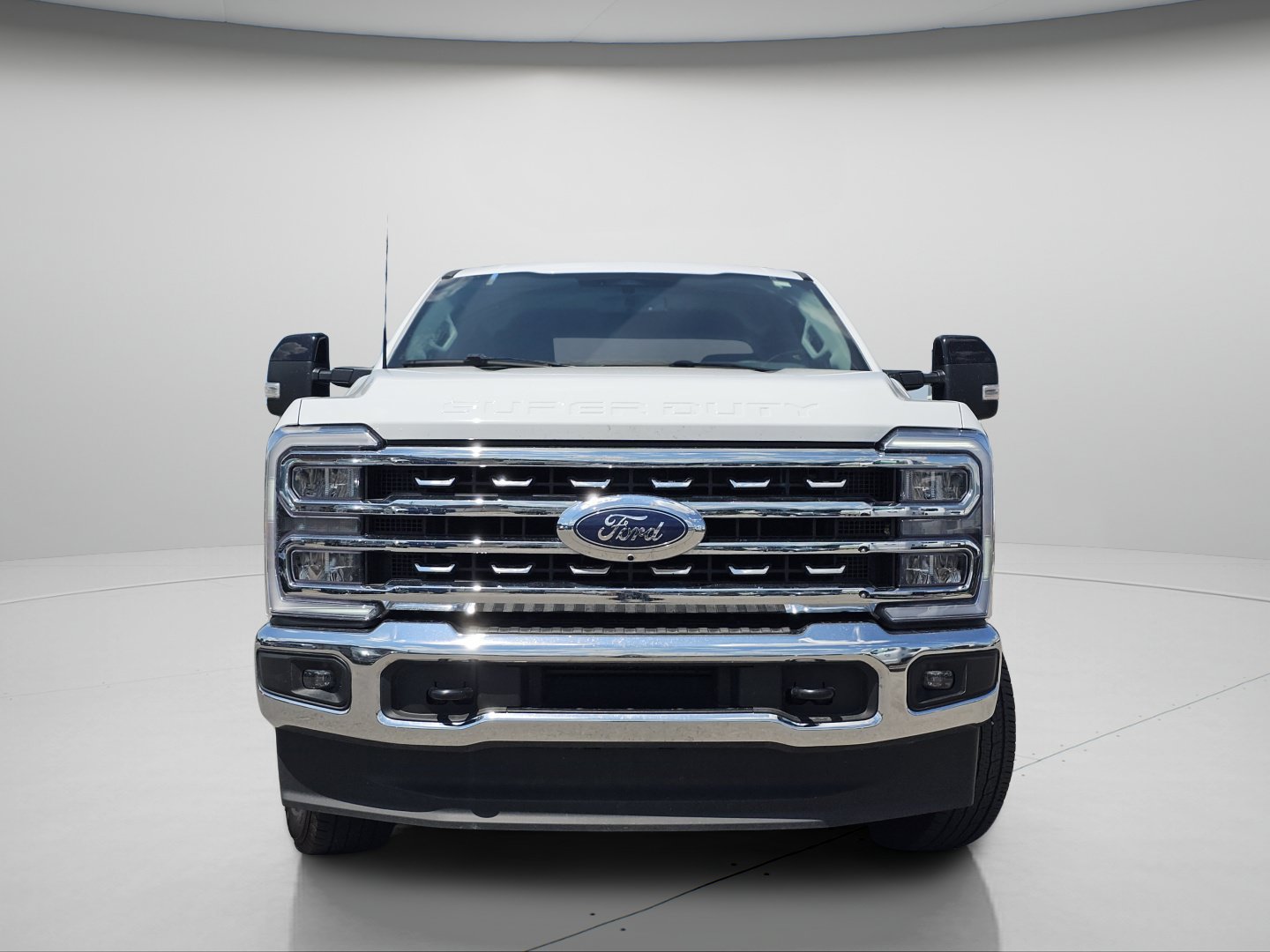 Used 2026 Ford F250 Lariat AWD/4WD image 3