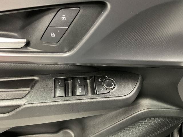 Used 2026 Chevrolet Equinox EV RS FWD image 10