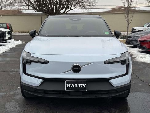 New 2025 Volvo EX30 Plus w/ Protection Package Premier image 24