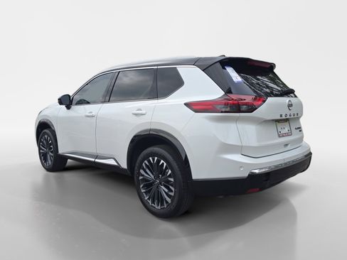 New 2026 Nissan Rogue Platinum AWD/4WD image 3